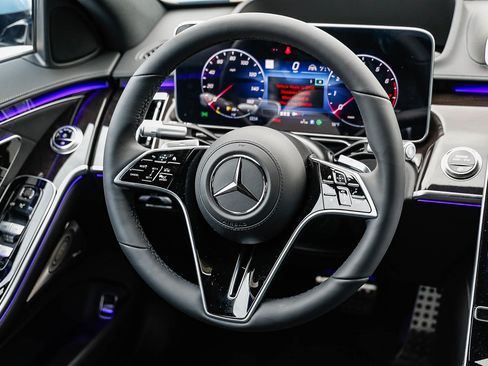 New 2026 Mercedes-Benz S 580 4MATIC Sedan image 13