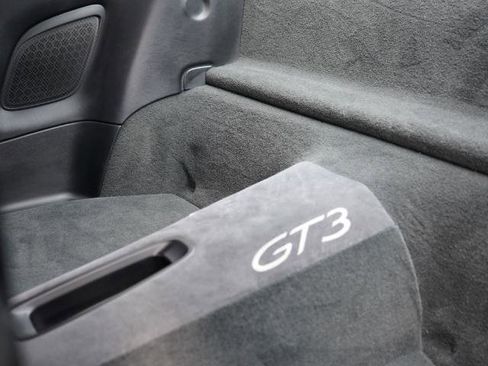 Used 2018 Porsche 911 GT3 RWD image 26