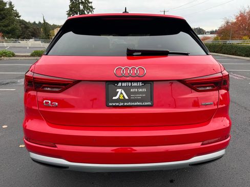 Used 2020 Audi Q3 2.0T Premium Plus w/ Premium Plus Package image 9