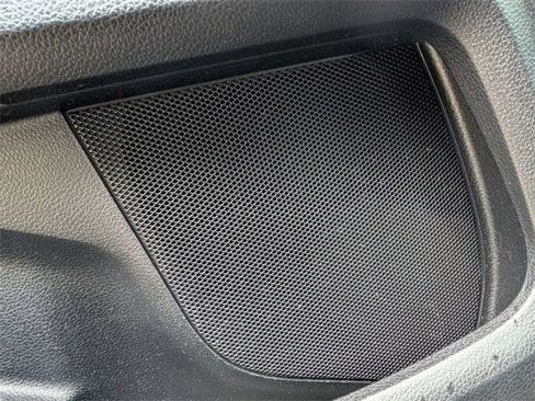 Used 2019 Ford Explorer XLT w/ Equipment Group 202A image 14