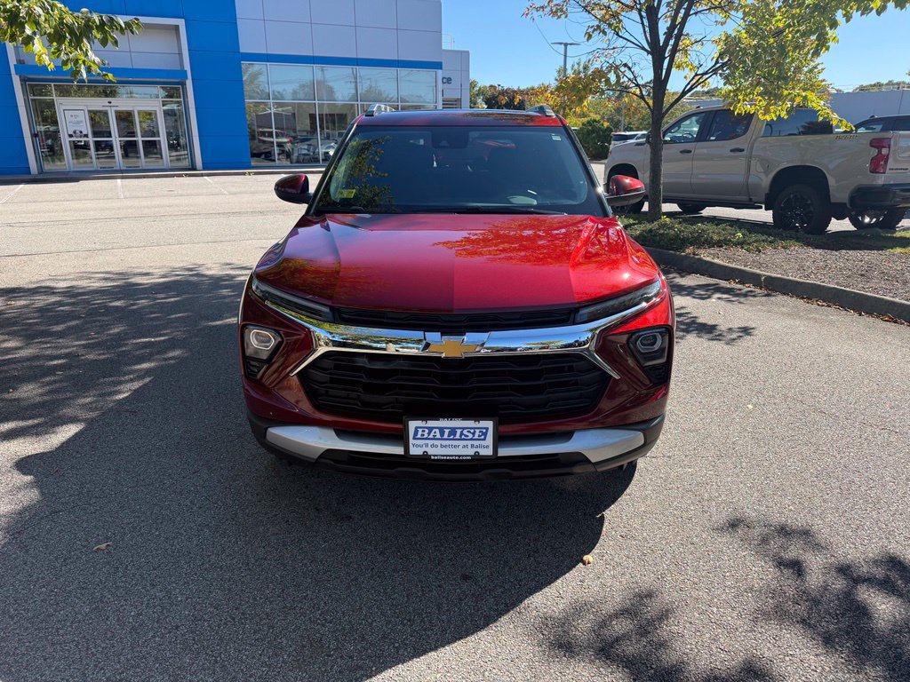 Used 2024 Chevrolet TrailBlazer LT w/ LT Cold Weather Package AWD/4WD image 8
