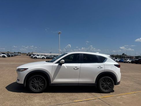 Used 2020 MAZDA CX-5 Touring FWD image 11
