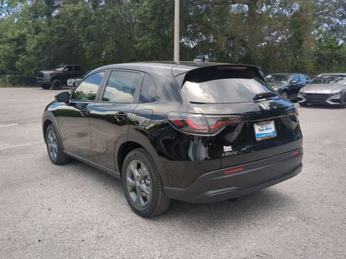 New 2026 Honda HR-V LX image 4