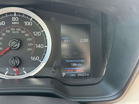 Used 2022 Toyota Corolla Cross L FWD image 15