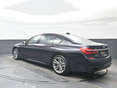 Used 2018 BMW 750i xDrive AWD/4WD image 4