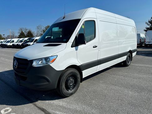 New 2026 Mercedes-Benz Sprinter 2500 image 8