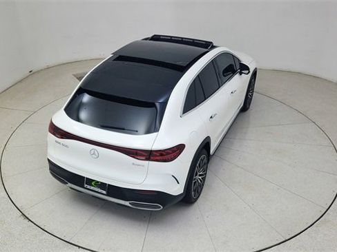 Used 2023 Mercedes-Benz EQE 500 4MATIC SUV w/ Exclusive Trim Package image 80