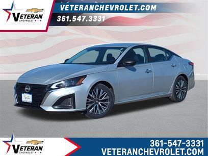 Used 2024 Nissan Altima 2.5 SV