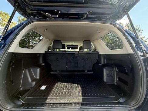 Used 2020 Toyota 4Runner SR5 Premium w/ Moonroof Package AWD/4WD image 34