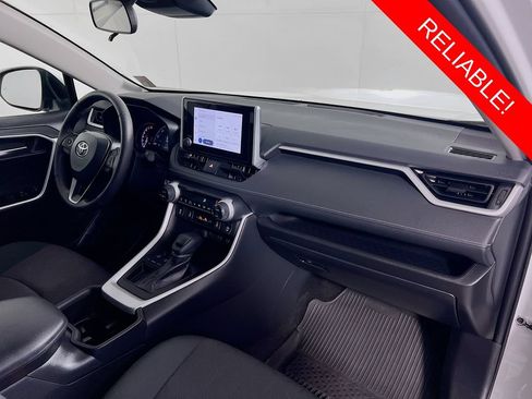 Used 2023 Toyota RAV4 XLE w/ Convenience Package FWD image 29
