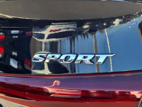 Used 2025 Honda Civic Sport image 31