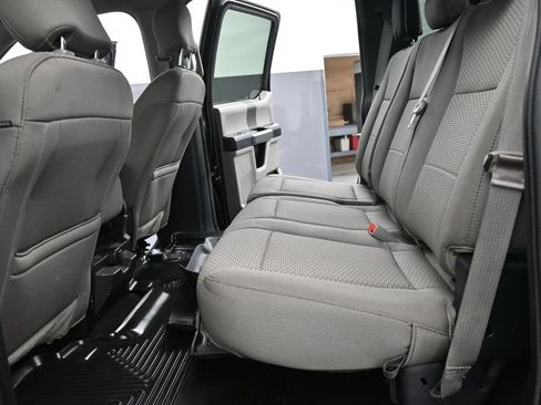 Used 2019 Ford F150 XLT w/ Equipment Group 302A Luxury AWD/4WD image 27
