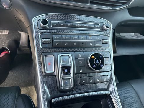 Used 2023 Hyundai Santa Fe Limited image 27