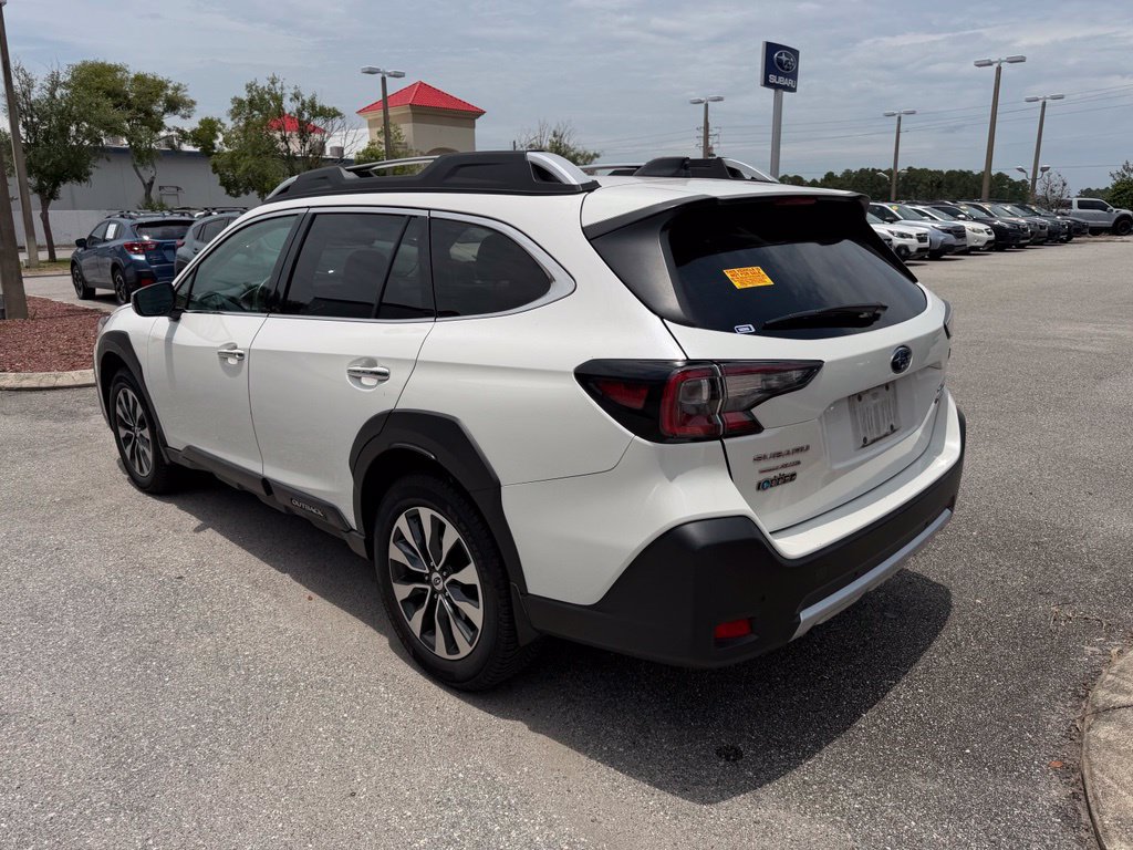 Used 2023 Subaru Outback Touring XT AWD/4WD image 7