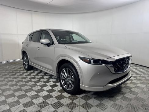 Used 2025 MAZDA CX-5 AWD 2.5 S w/ Premium Plus Pkg image 4