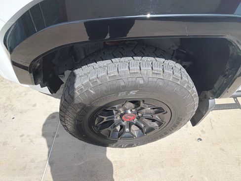 Used 2025 Toyota 4Runner TRD Pro AWD/4WD image 2