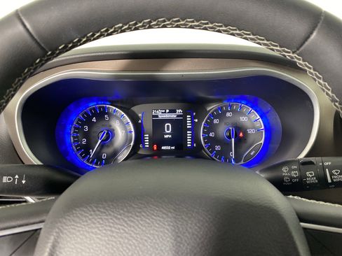 Used 2024 Chrysler Voyager LX image 21