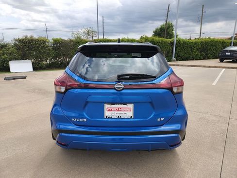Certified 2024 Nissan Kicks SR w/ SR Premium Package image 9