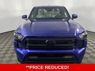 Used 2025 Toyota Tacoma SR5 RWD video 2