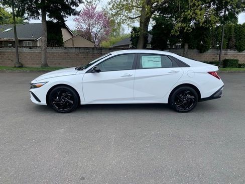 New 2026 Hyundai Elantra Sport FWD image 2