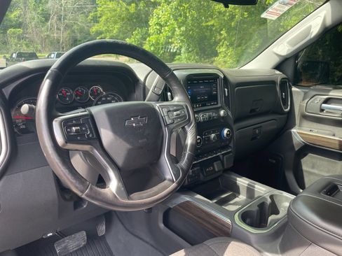Used 2020 Chevrolet Silverado 1500 RST AWD/4WD image 30