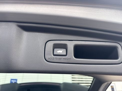 Used 2025 Honda CR-V EX-L image 39