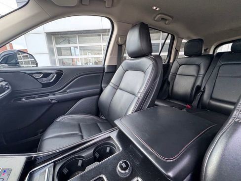 Used 2023 Lincoln Aviator AWD w/ Elements Package image 20
