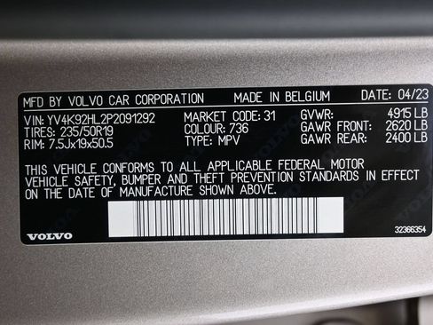 Used 2023 Volvo XC40 B4 Plus w/ Protection Package FWD image 32
