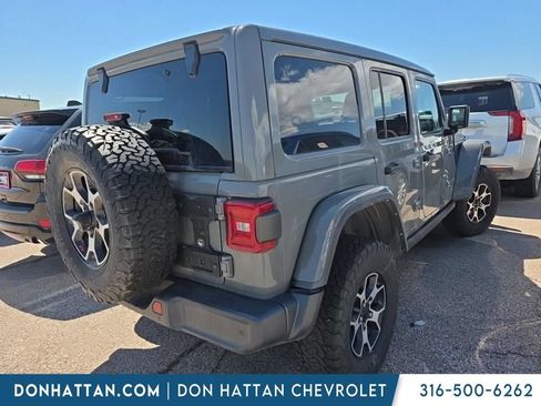 Used 2022 Jeep Wrangler Unlimited Rubicon w/ LED Lighting Group AWD/4WD image 5