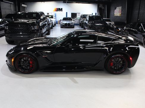 Used 2019 Chevrolet Corvette Grand Sport RWD image 5