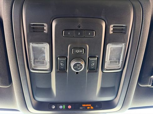 Used 2024 Chevrolet Suburban RST w/ Luxury Package AWD/4WD image 23