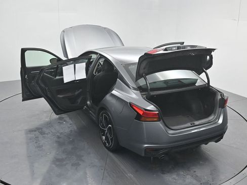 Used 2024 Nissan Altima 2.5 SR image 50