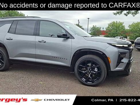 Certified 2024 Chevrolet Traverse RS w/ LPO, Floor Liner Package image 2