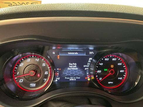 Used 2022 Dodge Charger SXT w/ Blacktop Package RWD image 15
