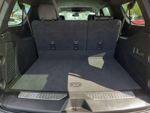 Certified 2023 Chevrolet Suburban Premier image 11