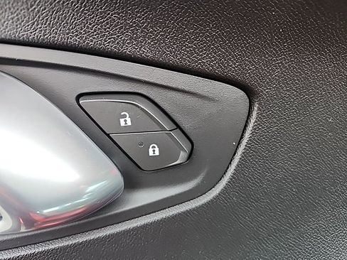 Used 2022 Chevrolet Camaro LT w/ RS Package image 19