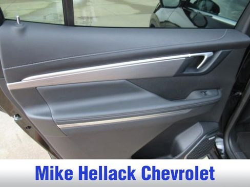 Used 2025 Buick Enclave Preferred FWD image 20