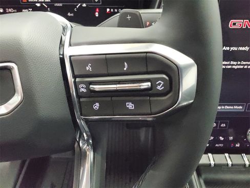 New 2026 GMC Terrain Denali w/ LPO, Black Badging Package image 14