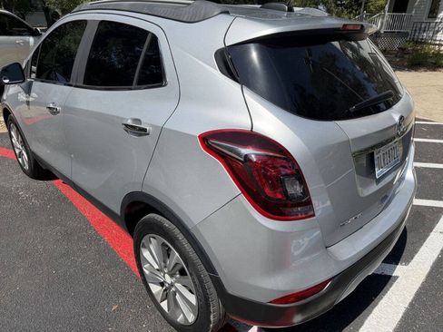 Used 2018 Buick Encore Preferred FWD image 3