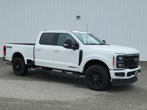 Used 2023 Ford F250 Lariat w/ Lariat Ultimate Package AWD/4WD image 2