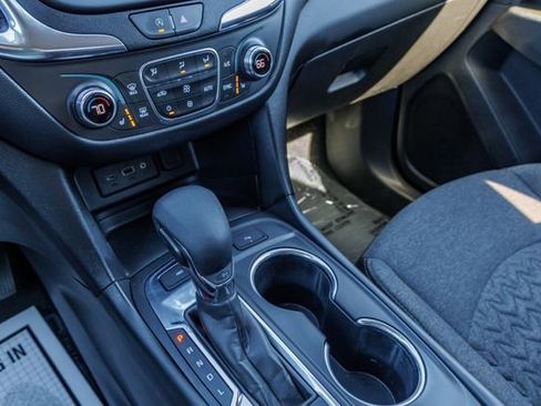 Used 2024 Chevrolet Equinox LT w/ Driver Convenience Package image 24