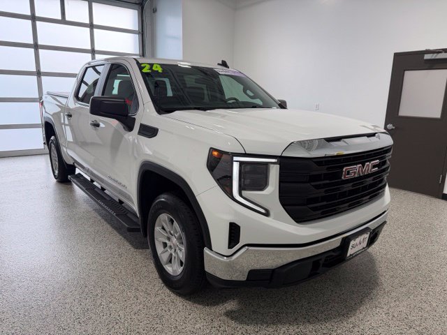 Used 2024 GMC Sierra 1500 Pro w/ Pro Value Package AWD/4WD image 2