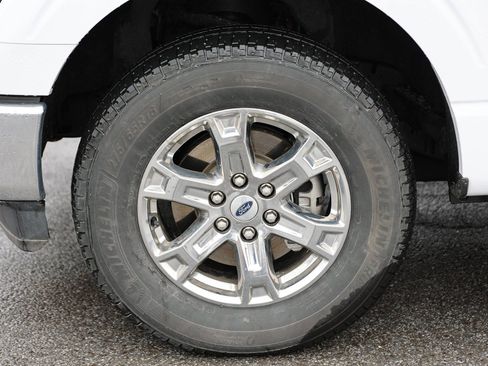 Certified 2022 Ford F150 XLT w/ Equipment Group 302A High image 13