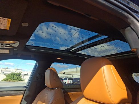 Used 2023 Toyota Highlander Platinum image 12