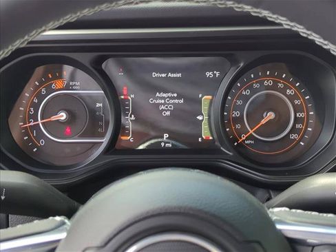 New 2025 Jeep Wrangler Unlimited Sahara w/ Safety Group AWD/4WD image 12