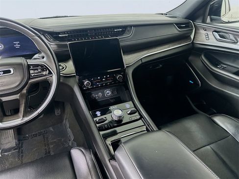 Used 2021 Jeep Grand Cherokee L Overland w/ Luxury Tech Group IV image 20