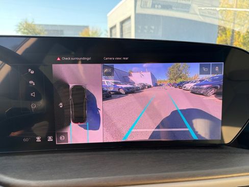 New 2025 Audi Q5 Premium Plus image 17