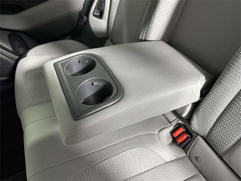 Certified 2025 Subaru Outback Premium image 33