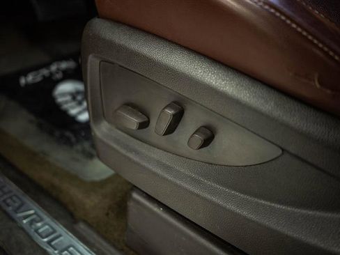 Used 2017 Chevrolet Tahoe Premier image 15