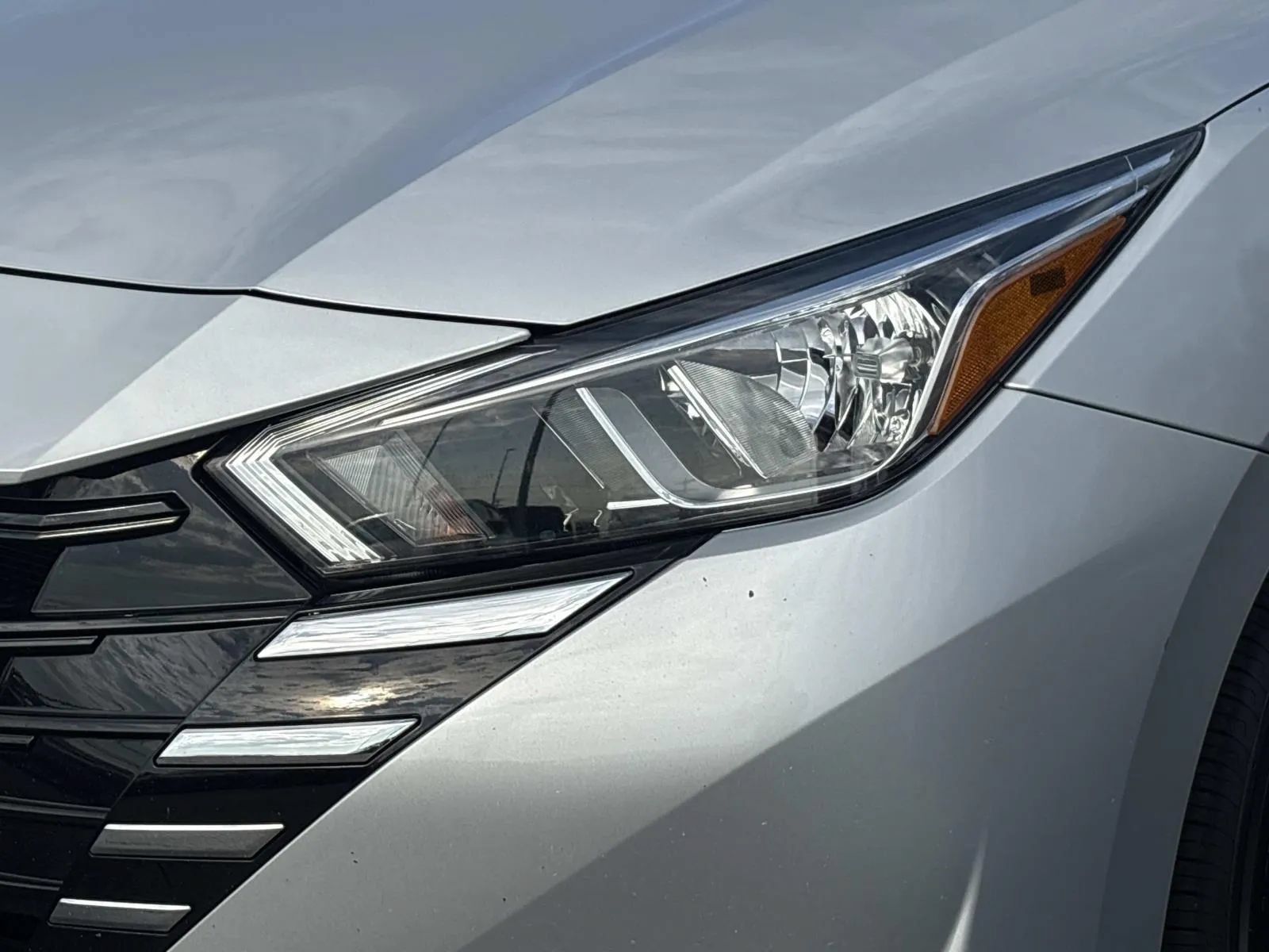 Used 2024 Nissan Versa S w/ Trunk Package FWD image 9